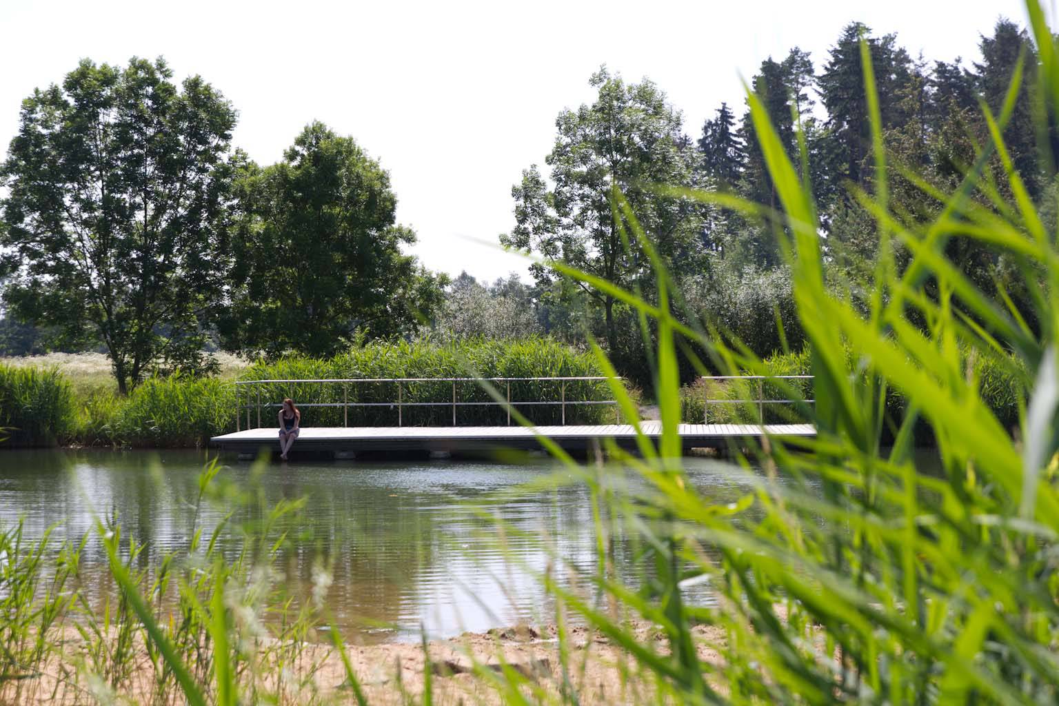 Badesee mit Steg