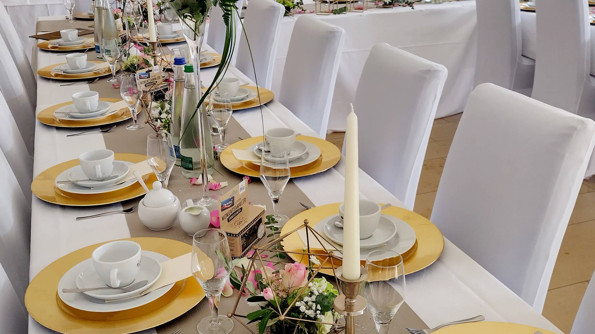 Kaffeetafel Hochzeit im Alten Kurhaus